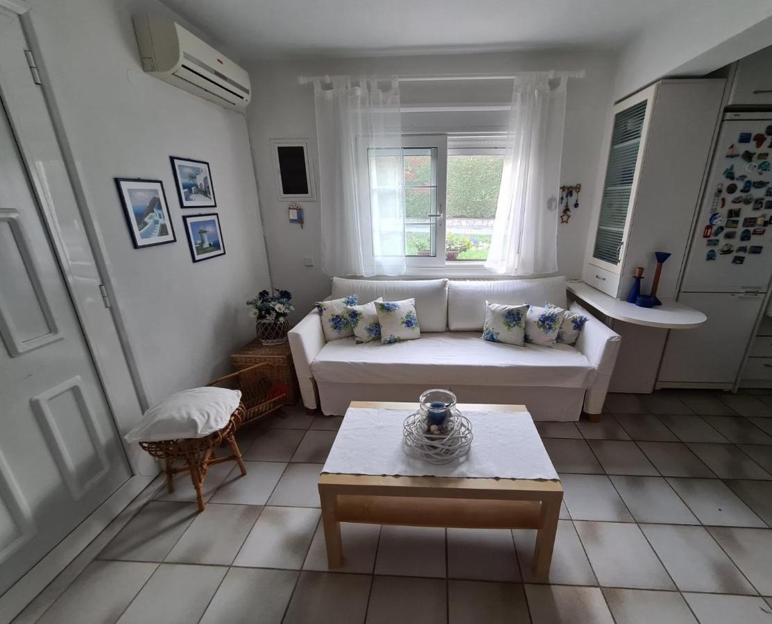 Wonderful House With Private Garden Villa Flogita Buitenkant foto